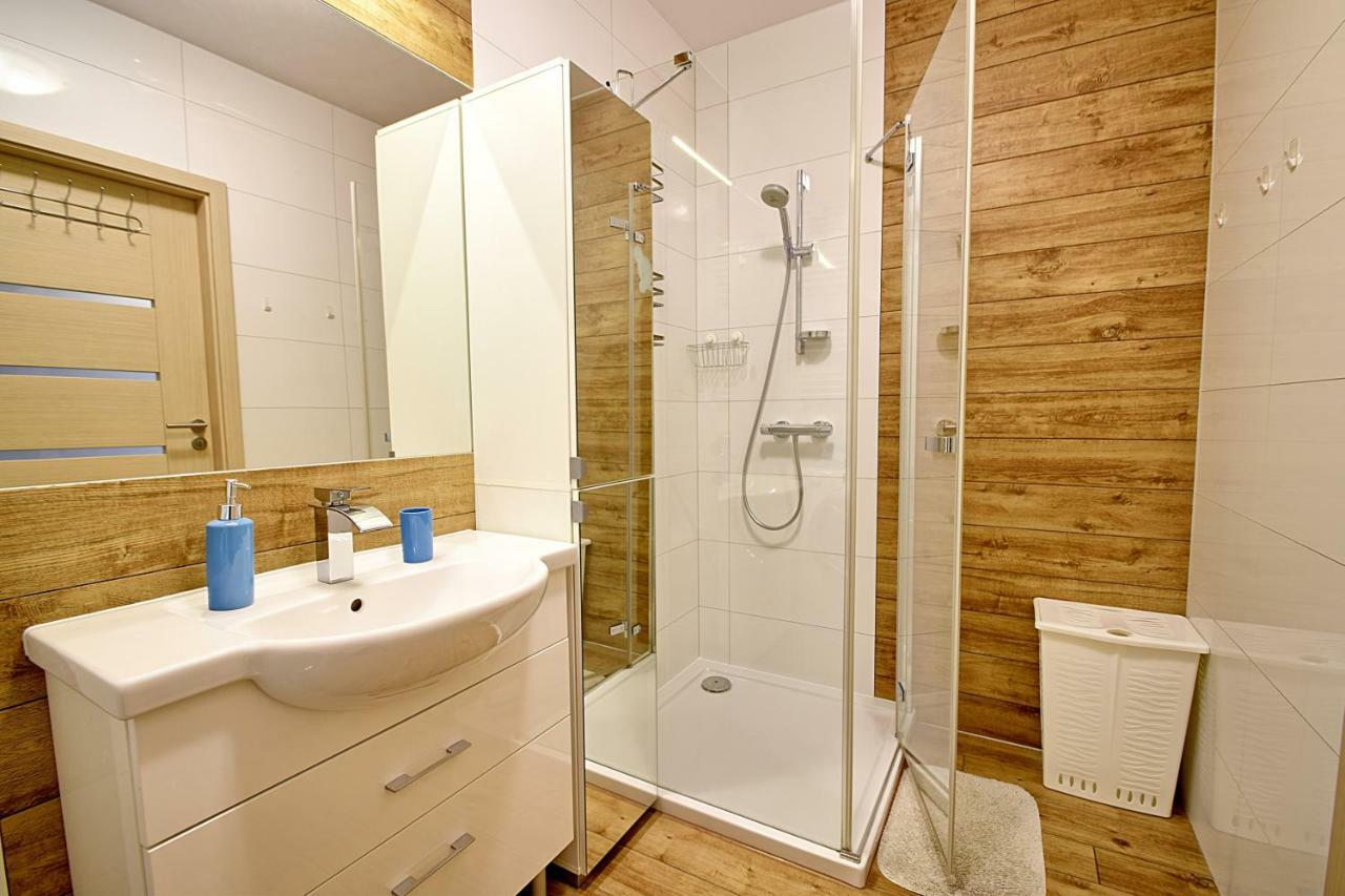 Solna Apartament Premium 科沃布热格 外观 照片