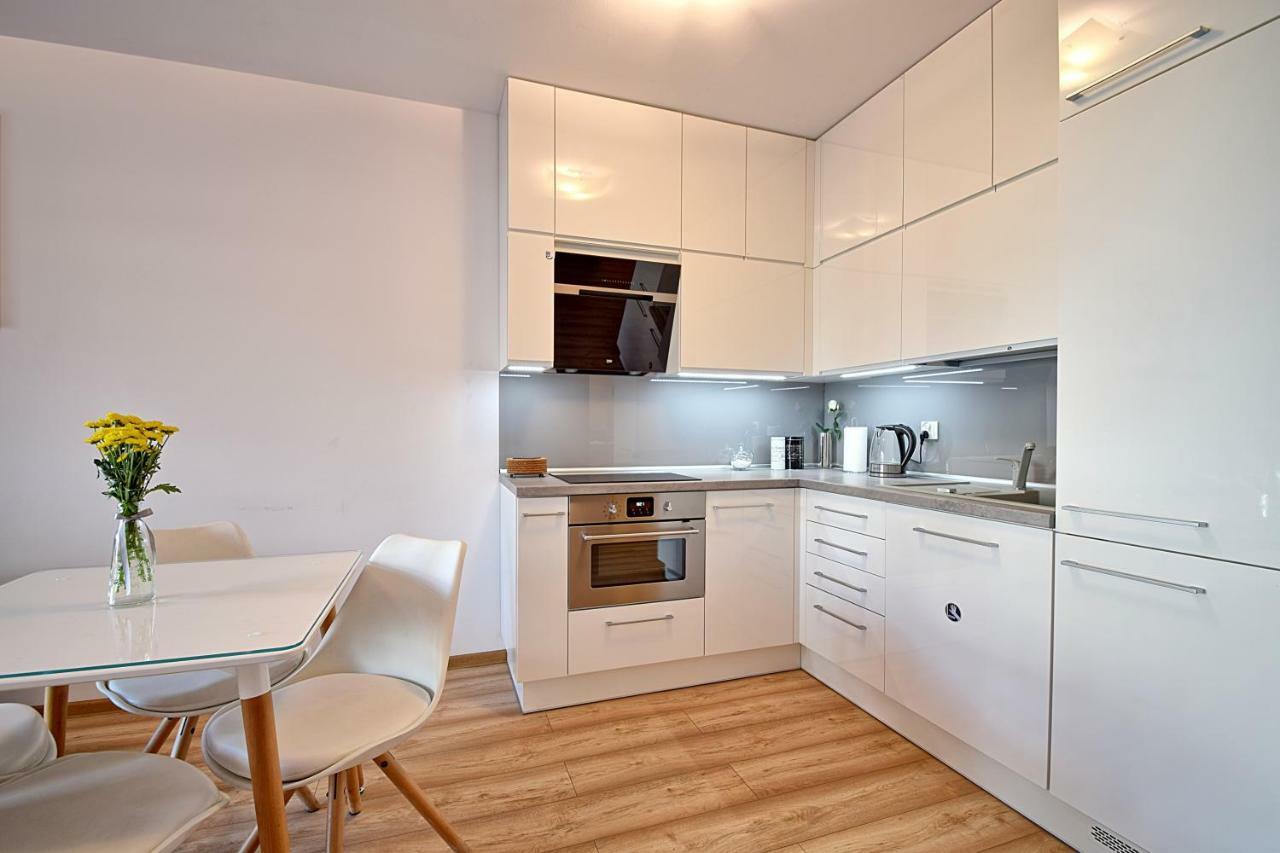Solna Apartament Premium 科沃布热格 外观 照片